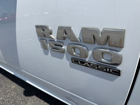 Used 2019 RAM 1500 Classic SLT w/ Protection Group AWD/4WD image 27