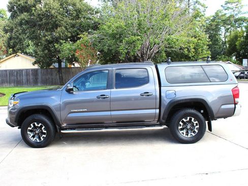 Used 2016 Toyota Tacoma TRD Off-Road w/ Towing Package RWD image 3