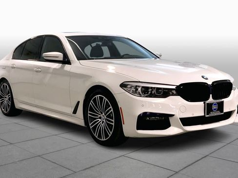 Used 2019 BMW 530i xDrive w/ M Sport Package image 2