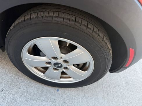 Used 2016 MINI Cooper 2-Door Hardtop image 9