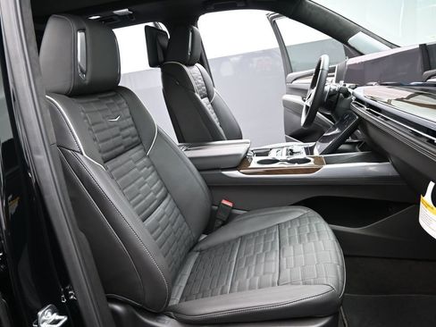 New 2026 Cadillac Escalade Platinum Sport AWD/4WD image 25