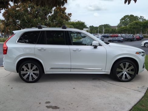 Used 2021 Volvo XC90 T6 Inscription w/ Advanced Package AWD/4WD image 11