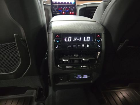 Used 2023 Jeep Grand Cherokee L Summit w/ Advanced Protech Group IV AWD/4WD image 25