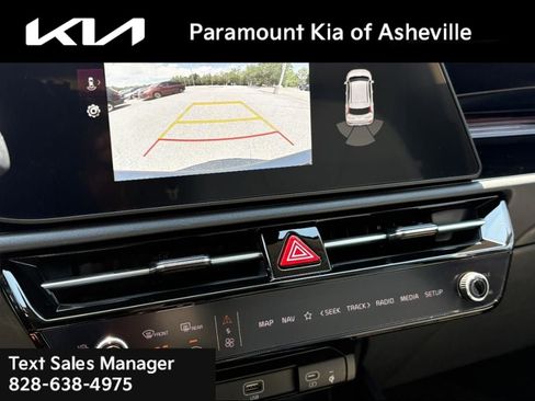 New 2025 Kia Niro EX image 10