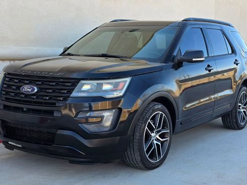 Used 2016 Ford Explorer Sport w/ Equipment Group 401A image 8