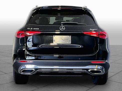 New 2026 Mercedes-Benz GLC 300 4MATIC image 4