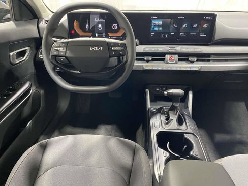 New 2026 Kia K4 FWD image 12