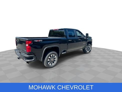 Used 2024 Chevrolet Silverado 2500 Custom w/ Custom Value Package AWD/4WD image 8