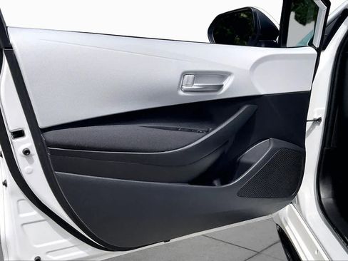 Used 2026 Toyota Corolla SE FWD image 21