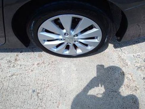 Used 2014 Honda Accord EX image 9