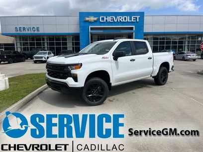 New 2026 Chevrolet Silverado 1500 Custom Trail Boss w/ Turbomax Blackout Package