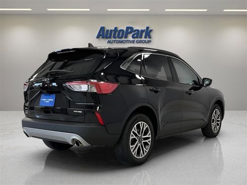 Used 2022 Ford Escape SEL image 7