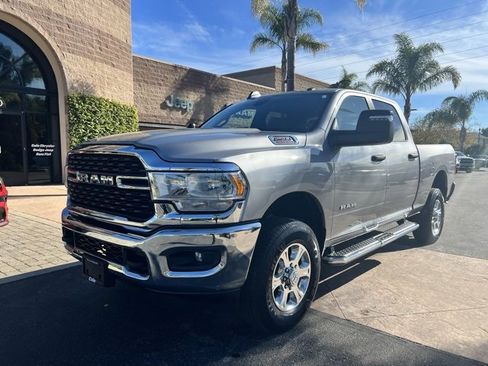 Used 2024 RAM 2500 Big Horn w/ Bed Utility Group image 4