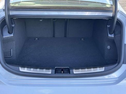 Used 2023 Audi e-tron GT Prestige image 12