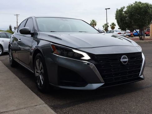 Used 2023 Nissan Altima 2.5 S image 18