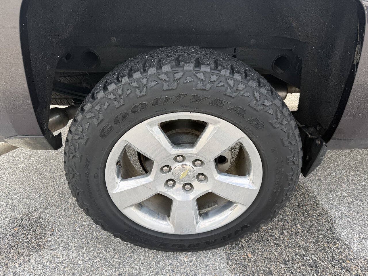 Used 2016 Chevrolet Silverado 1500 LT w/ Texas Edition AWD/4WD image 29
