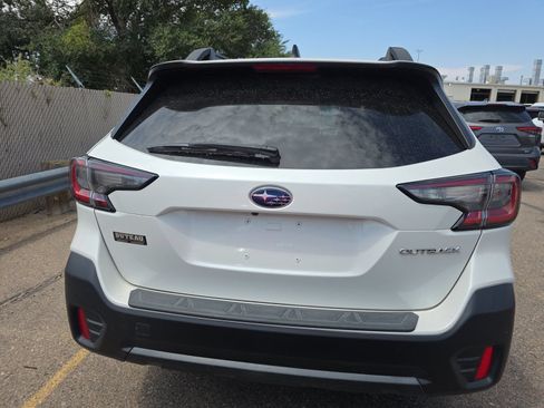 Used 2020 Subaru Outback Premium AWD/4WD image 7