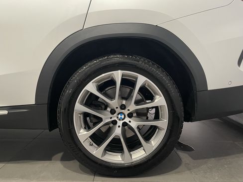 Used 2022 BMW X6 xDrive40i w/ Premium Package AWD/4WD image 8