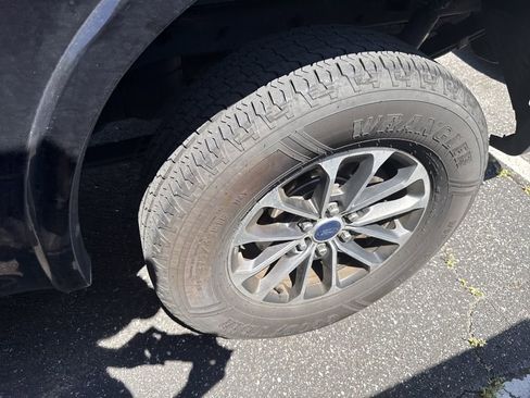 Used 2020 Ford F150 XLT w/ Equipment Group 302A Luxury image 13