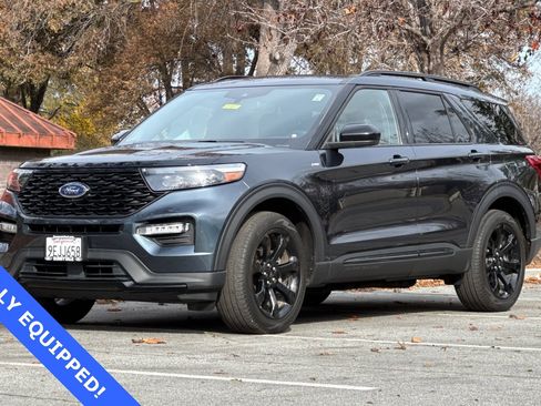 Certified 2022 Ford Explorer ST-Line w/ Class IV Trailer Tow Package image 9