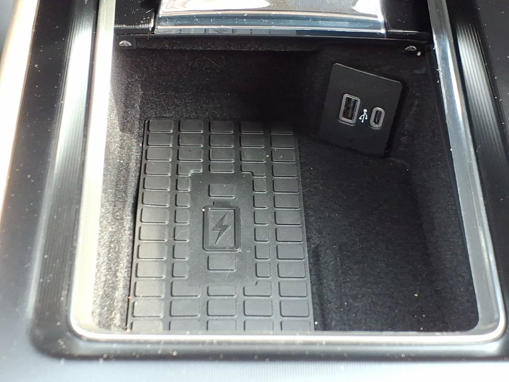 Used 2023 Lincoln Corsair AWD w/ Equipment Group 101A image 19