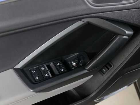 Used 2021 Audi Q3 2.0T Premium Plus w/ Premium Plus Package image 27