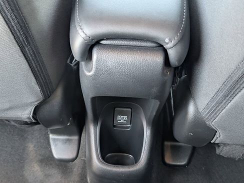 Used 2022 Honda HR-V EX image 24