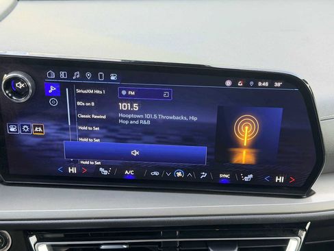 Used 2024 Chevrolet Traverse LS w/ Midnight/Sport Edition image 27