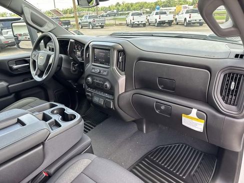 New 2025 Chevrolet Silverado 2500 Custom w/ Custom Value Package AWD/4WD image 32