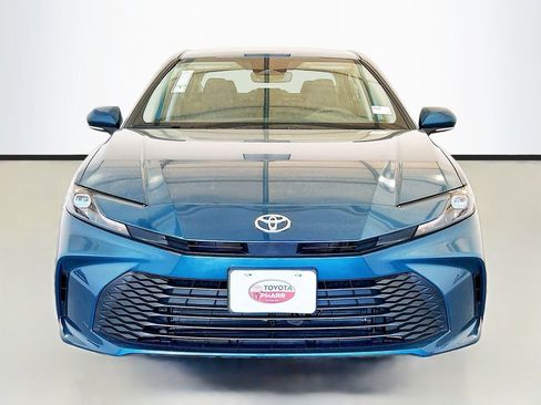 New 2026 Toyota Camry LE FWD image 2