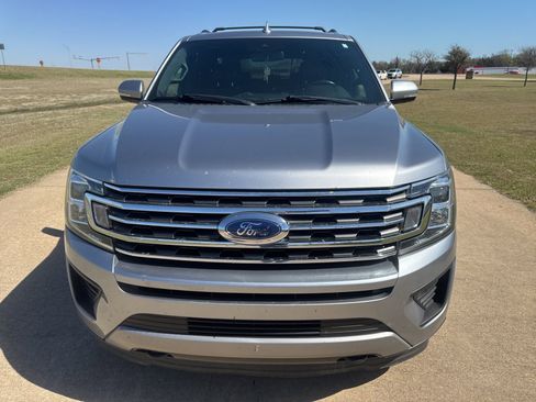 Used 2020 Ford Expedition Max XLT w/ Equipment Group 202A image 6