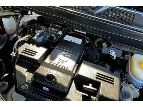 Certified 2024 RAM 3500 Big Horn image 36