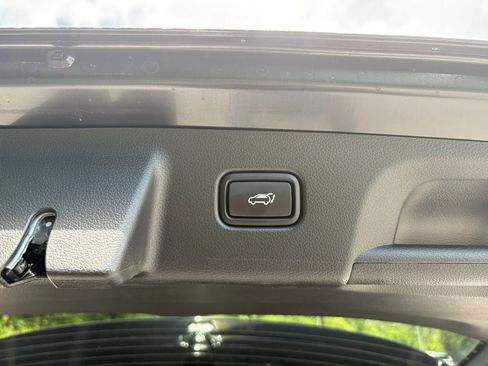 New 2025 Hyundai Palisade Calligraphy image 8