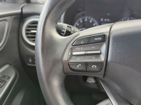 Used 2020 Hyundai Kona Limited FWD image 31