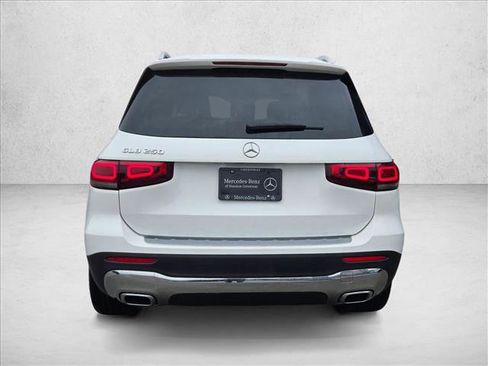 Certified 2022 Mercedes-Benz GLB 250 image 5