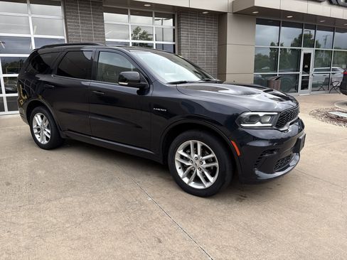 Used 2025 Dodge Durango R/T AWD/4WD image 2