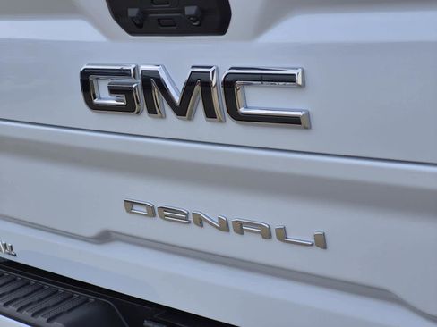 New 2026 GMC Sierra 3500 Denali Ultimate image 7