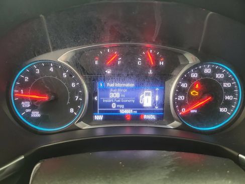 Used 2020 Chevrolet Equinox LT FWD image 25