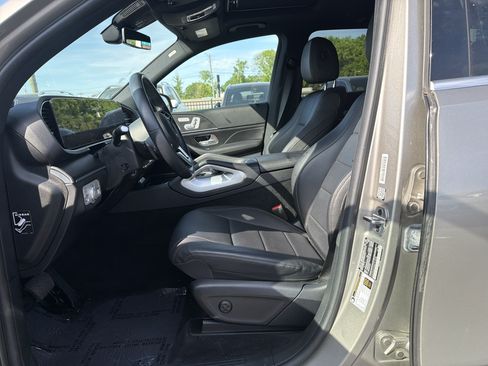 Used 2022 Mercedes-Benz GLE 350 w/ AMG Line Exterior image 16