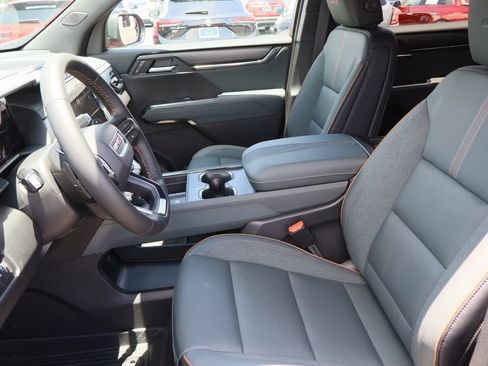 New 2026 GMC Acadia AT4 w/ Luxury Package AWD/4WD image 20
