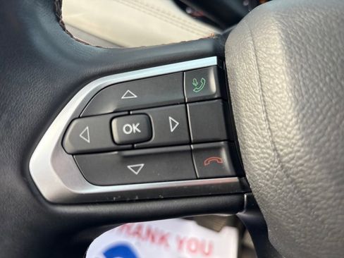 Certified 2022 Jeep Compass Limited image 17