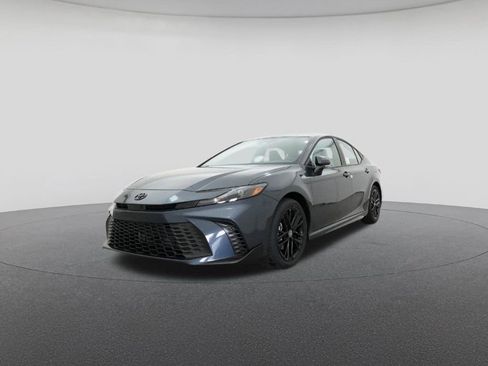 New 2026 Toyota Camry SE image 32