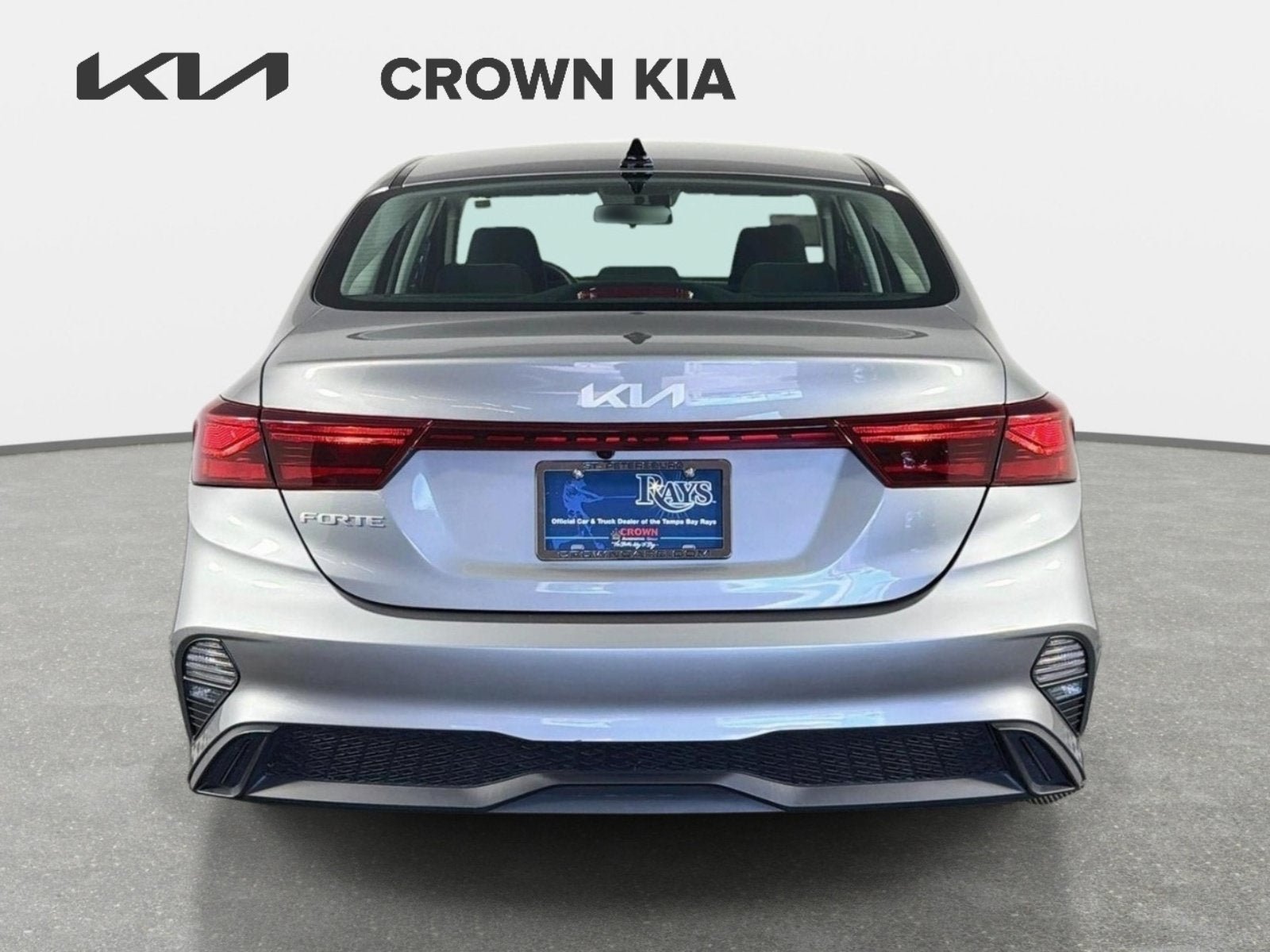 Used 2024 Kia Forte LXS w/ LXS Technology Package FWD image 6