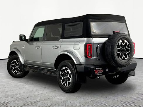 Used 2023 Ford Bronco Outer Banks AWD/4WD image 4
