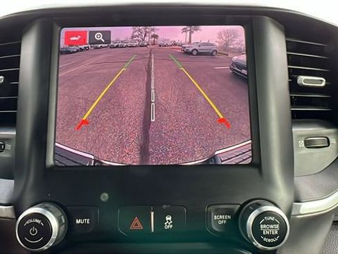 Used 2024 RAM 2500 Big Horn w/ Off Road Package image 25