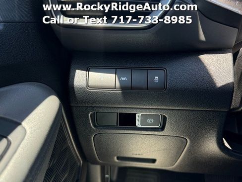 Used 2022 Hyundai Santa Fe SE AWD/4WD image 22
