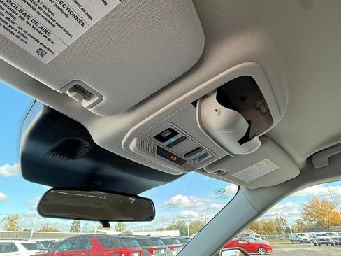 New 2026 Ford Explorer Active w/ Active Comfort Package image 29