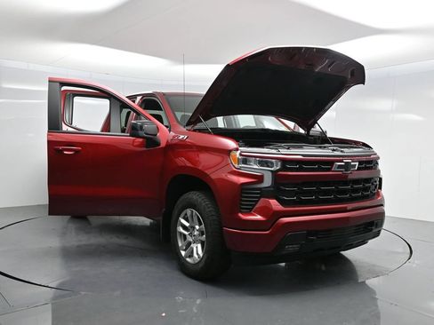 Used 2025 Chevrolet Silverado 1500 RST w/ Z71 Off-Road Package AWD/4WD image 54