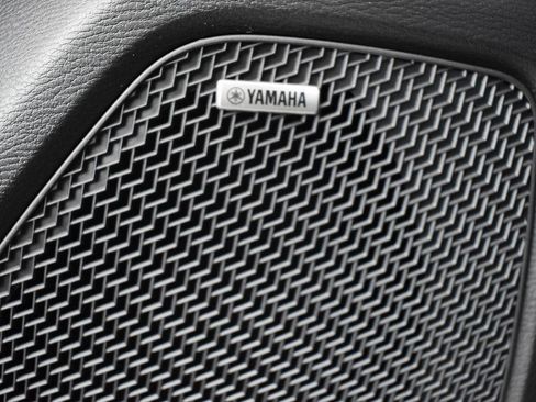 New 2025 Mitsubishi Outlander SE image 26