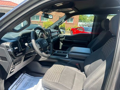 Used 2021 Ford F150 XL w/ STX Appearance Package AWD/4WD image 12